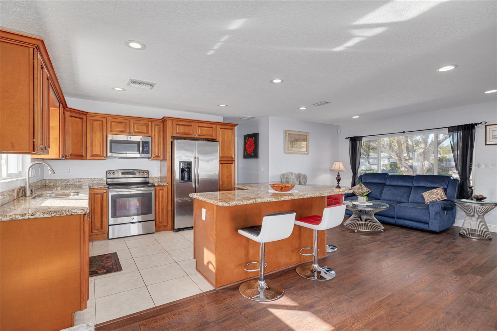 2308 VICTORY AVE, LARGO, FL, 33770