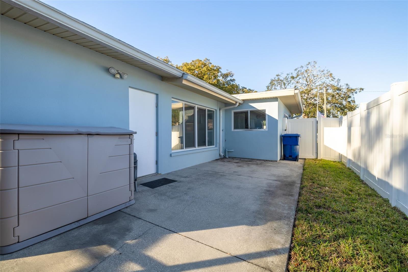 2308 VICTORY AVE, LARGO, FL, 33770