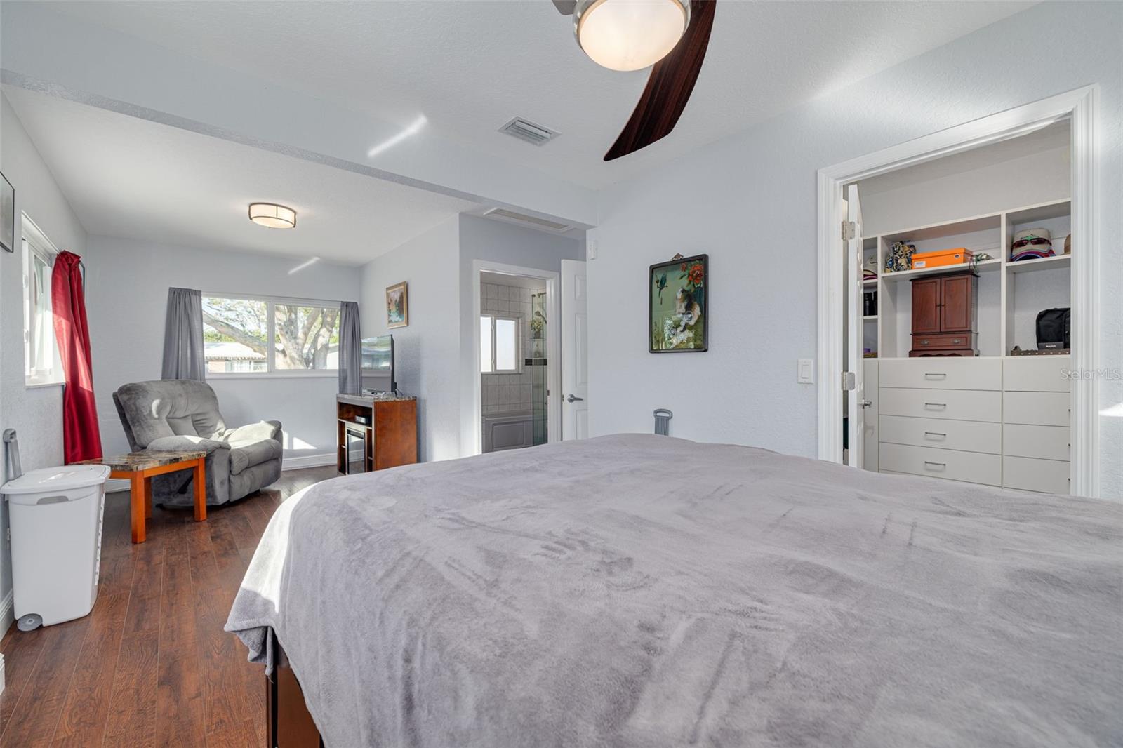 2308 VICTORY AVE, LARGO, FL, 33770