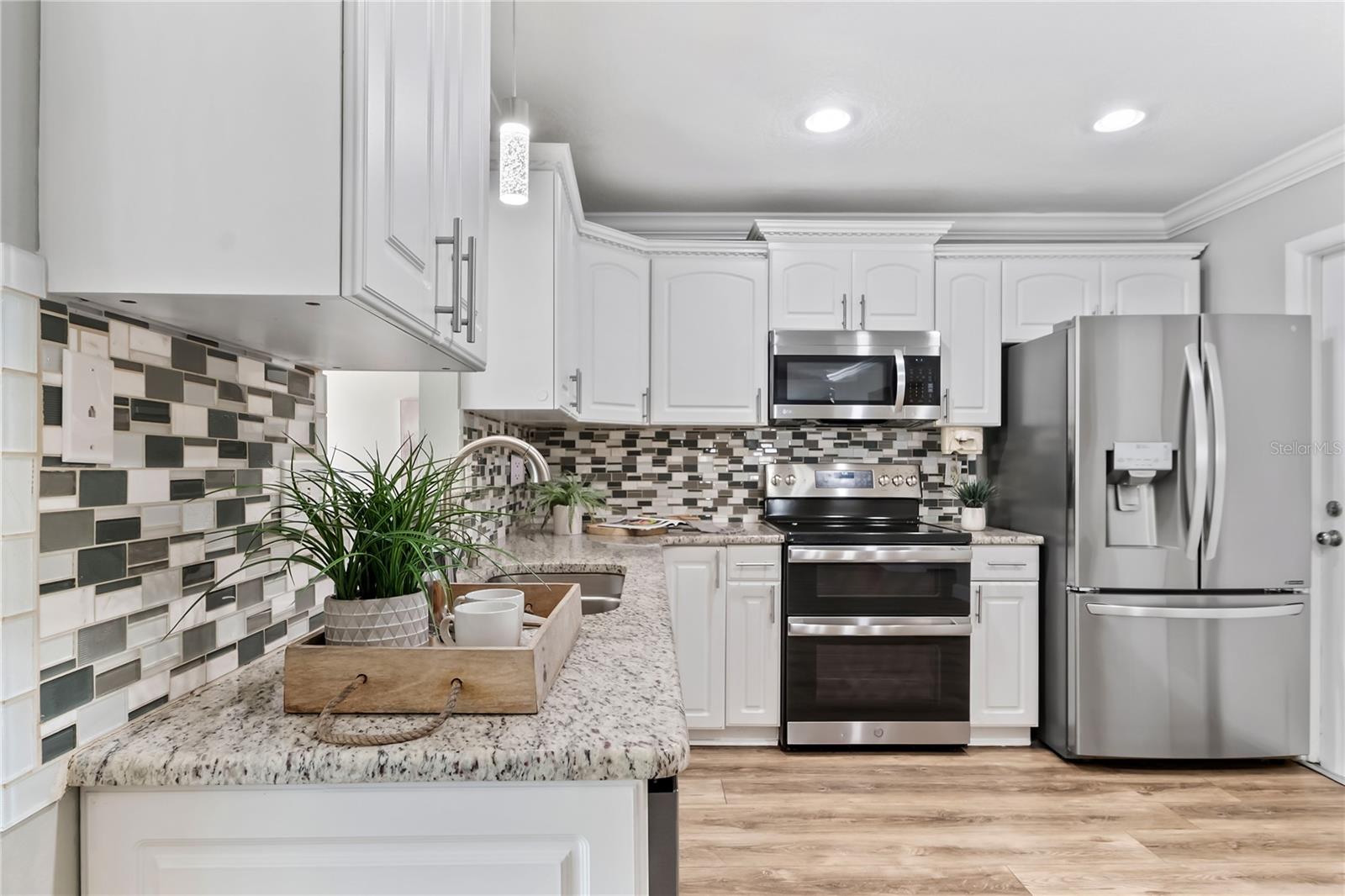 10079 83RD WAY, SEMINOLE, FL, 33777