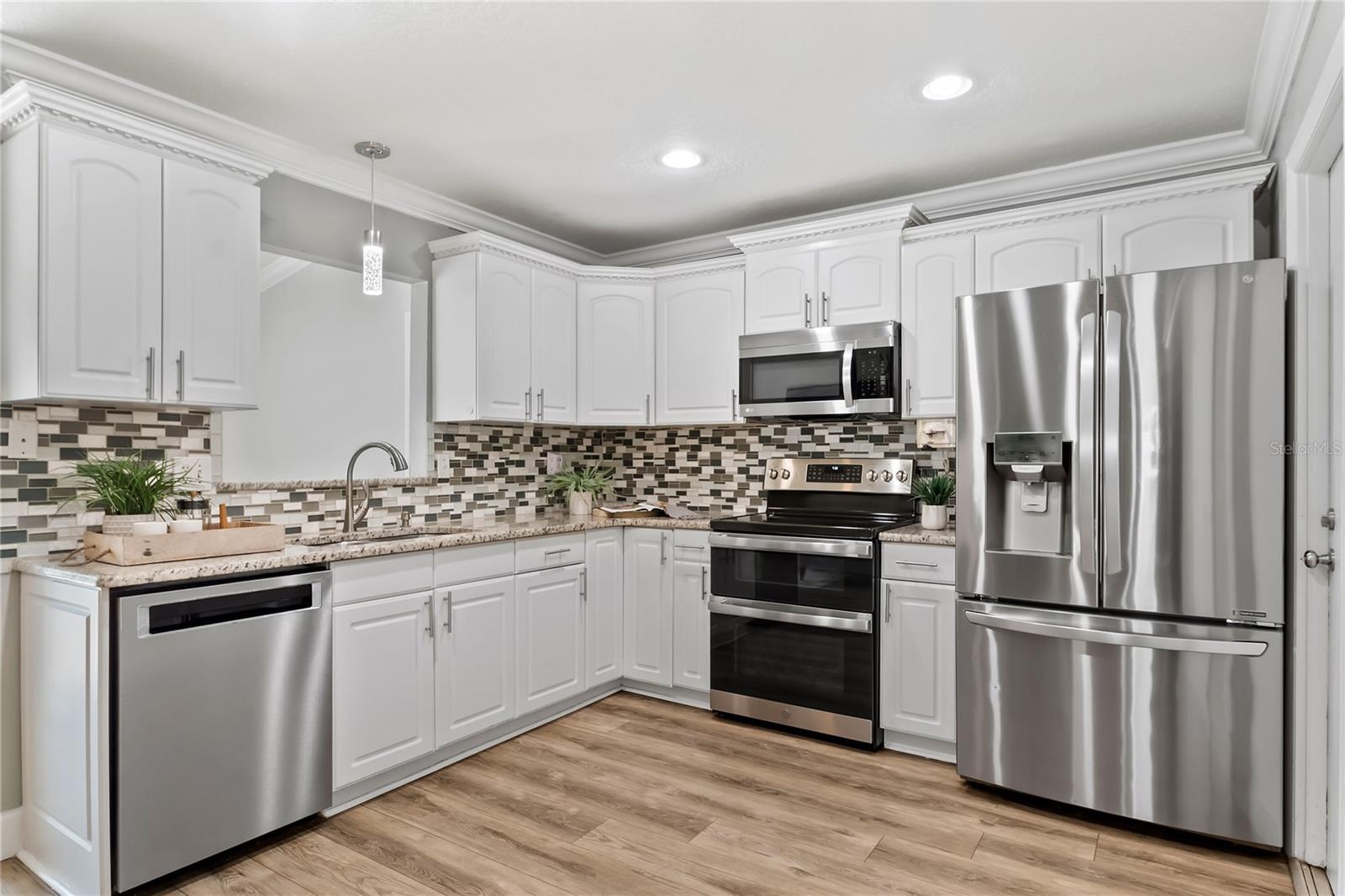 10079 83RD WAY, SEMINOLE, FL, 33777