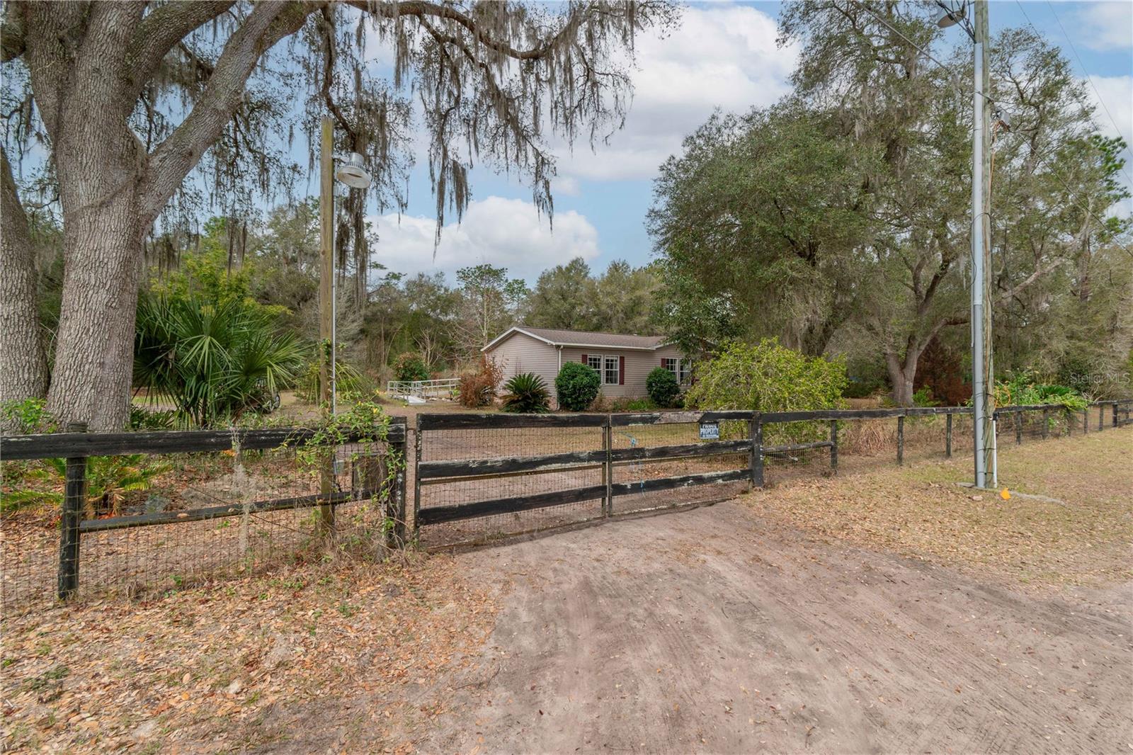 14040 NE 151 TER, FORT MC COY, FL, 32134