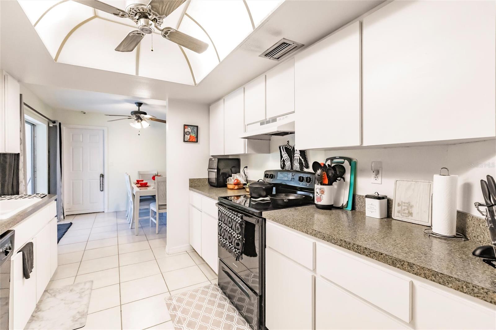 2455 PELLAM BLVD, PORT CHARLOTTE, FL, 33948