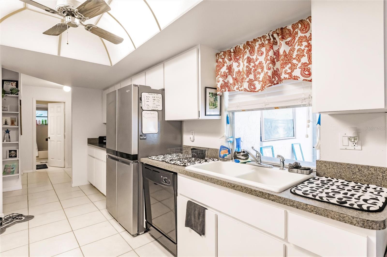 2455 PELLAM BLVD, PORT CHARLOTTE, FL, 33948