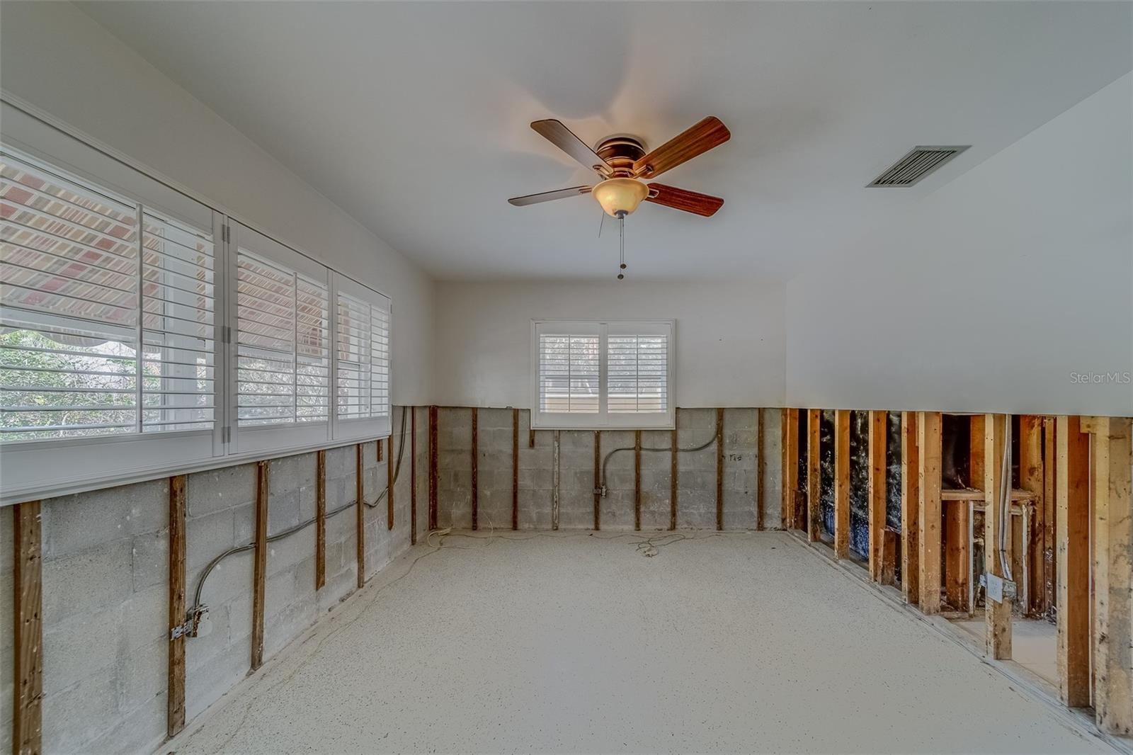 114 18TH ST, BELLEAIR BEACH, FL, 33786