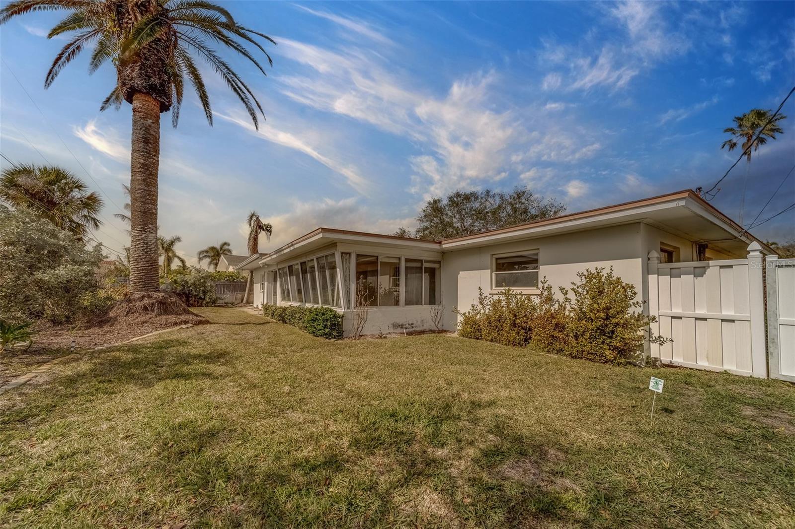 114 18TH ST, BELLEAIR BEACH, FL, 33786