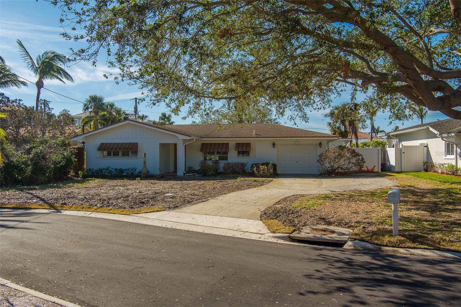 114 18TH ST, BELLEAIR BEACH, FL, 33786