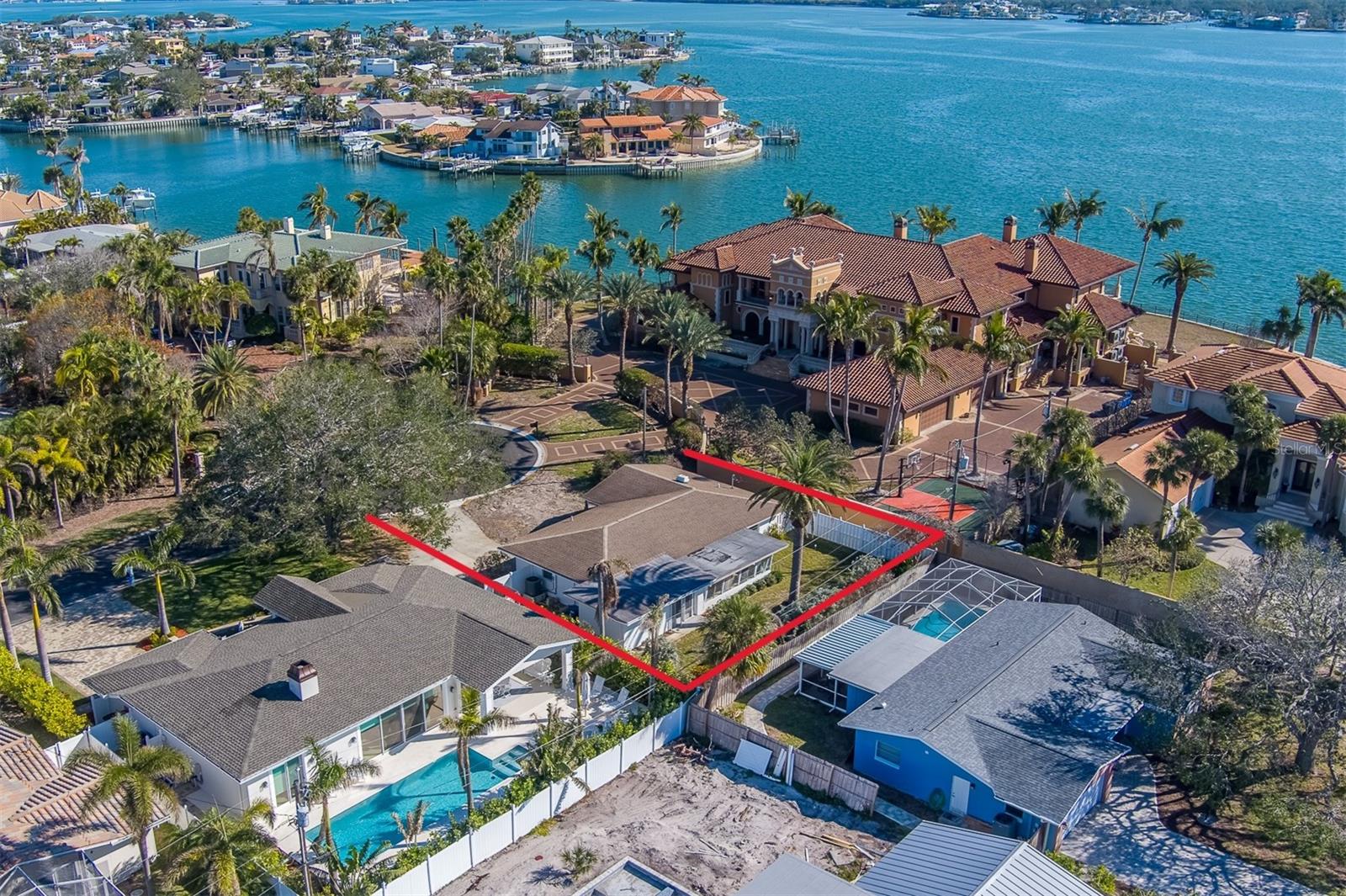 114 18TH ST, BELLEAIR BEACH, FL, 33786
