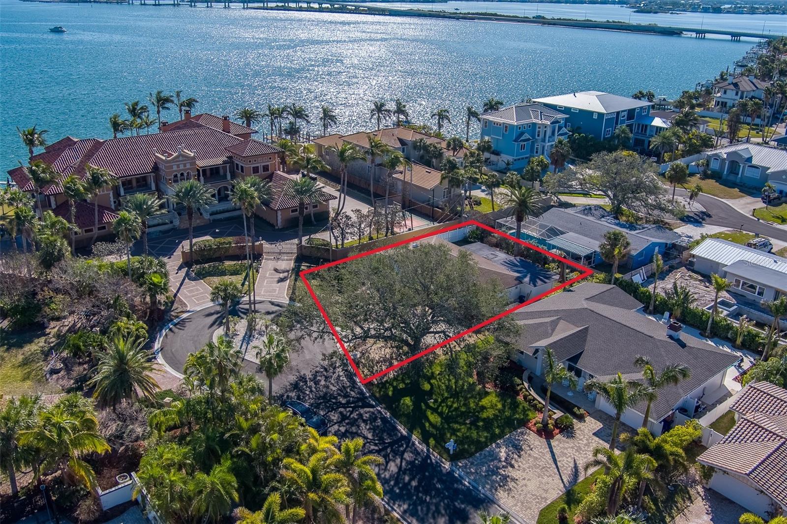 114 18TH ST, BELLEAIR BEACH, FL, 33786