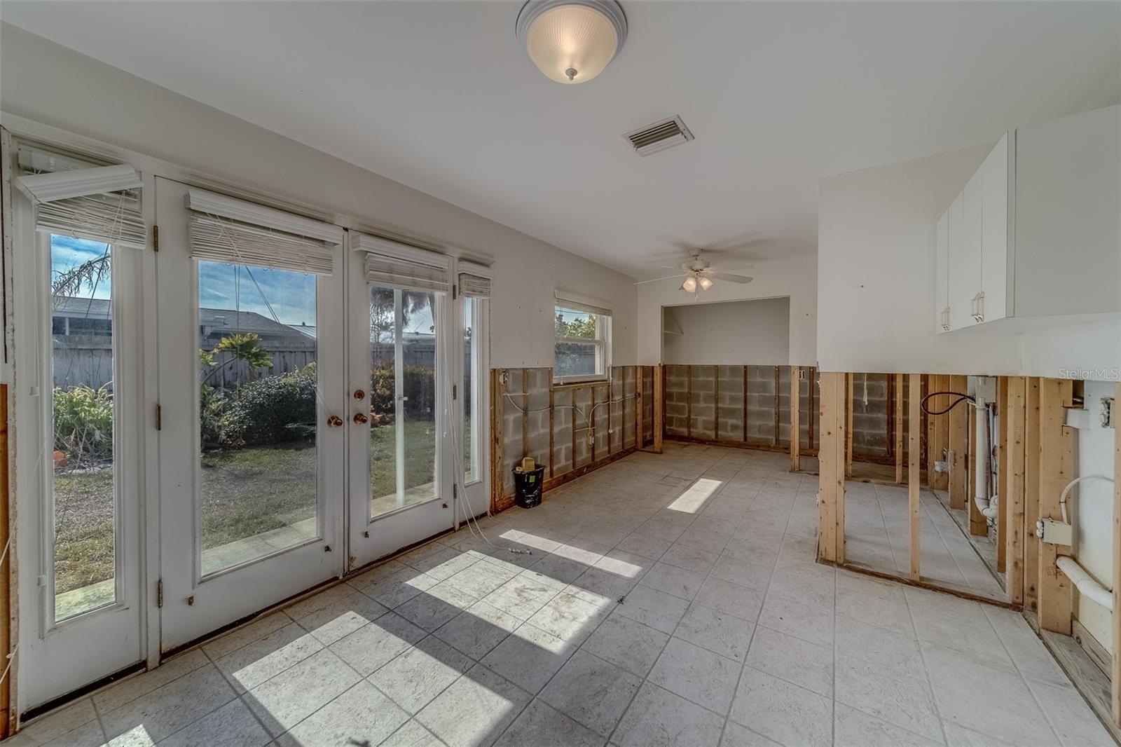 114 18TH ST, BELLEAIR BEACH, FL, 33786