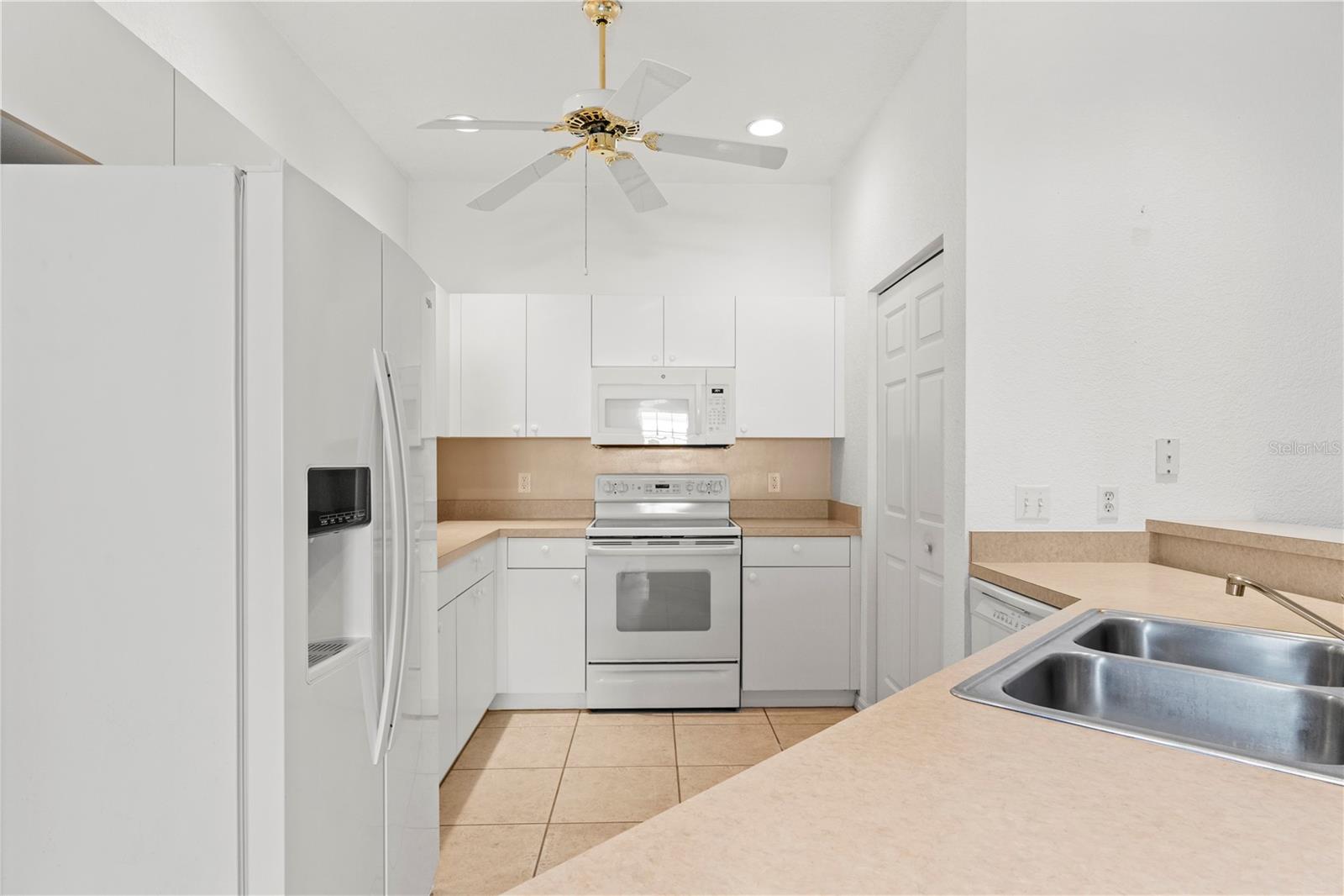 1577 RED OAK LN, PORT CHARLOTTE, FL, 33948