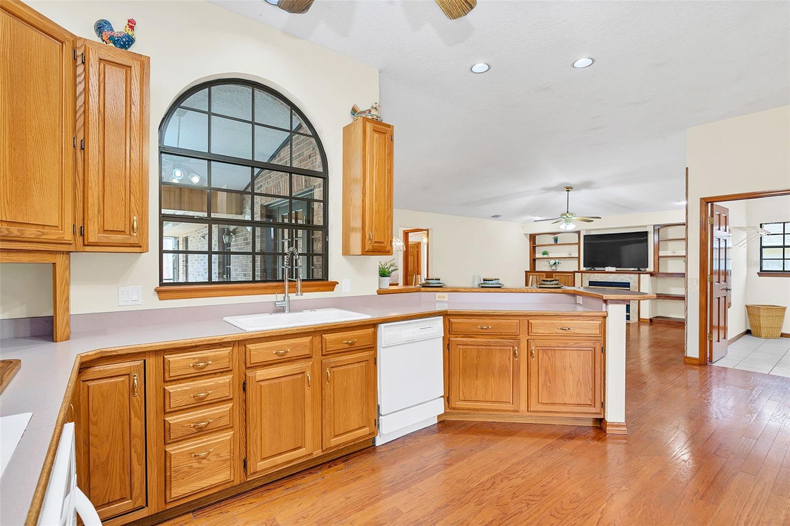340 PLANTATION CLUB DR, DEBARY, FL, 32713