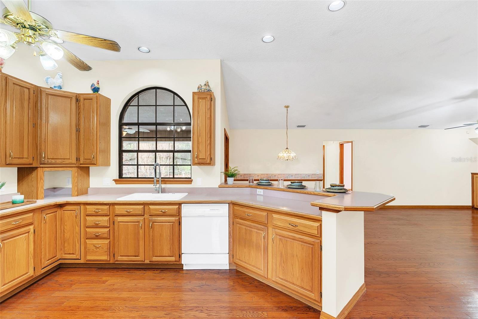 340 PLANTATION CLUB DR, DEBARY, FL, 32713