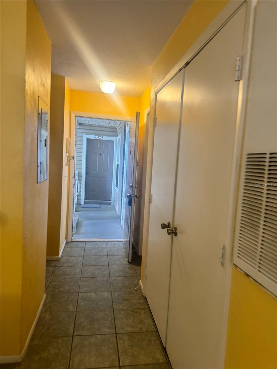4000 SW 23RD ST #2-206, GAINESVILLE, FL, 32608