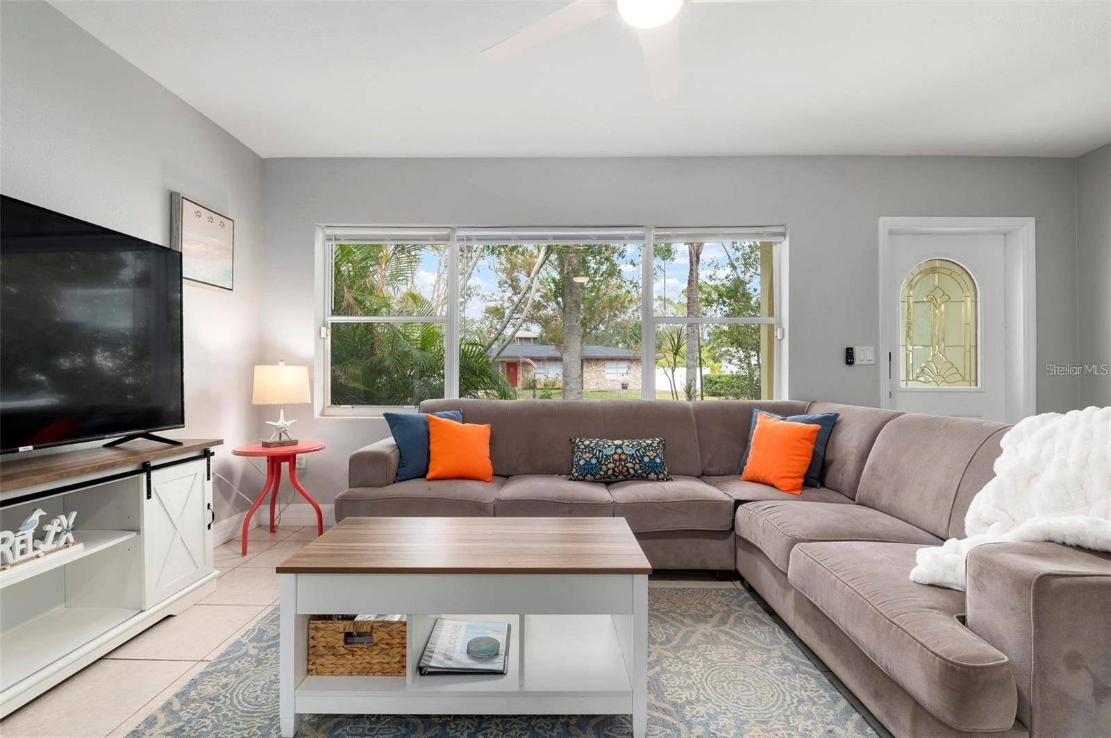 2202 HYDE PARK ST, SARASOTA, FL, 34239