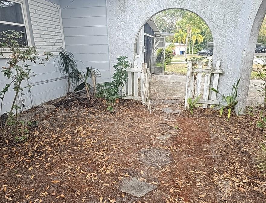 6692 17TH WAY N, ST PETERSBURG, FL, 33702