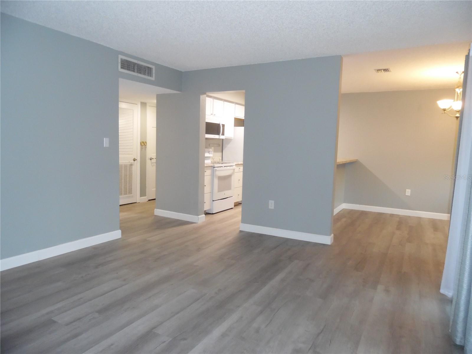 723 PERKINS ST #104, LEESBURG, FL, 34748