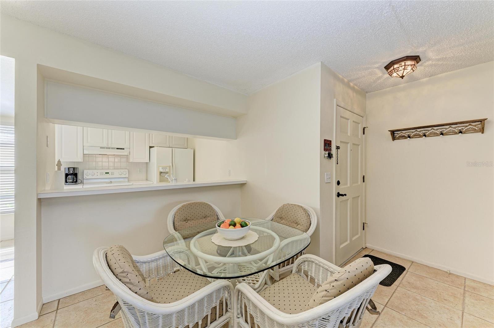 3810 W 75TH ST #101, BRADENTON, FL, 34209