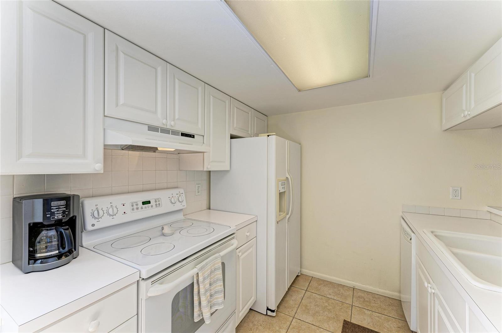 3810 W 75TH ST #101, BRADENTON, FL, 34209