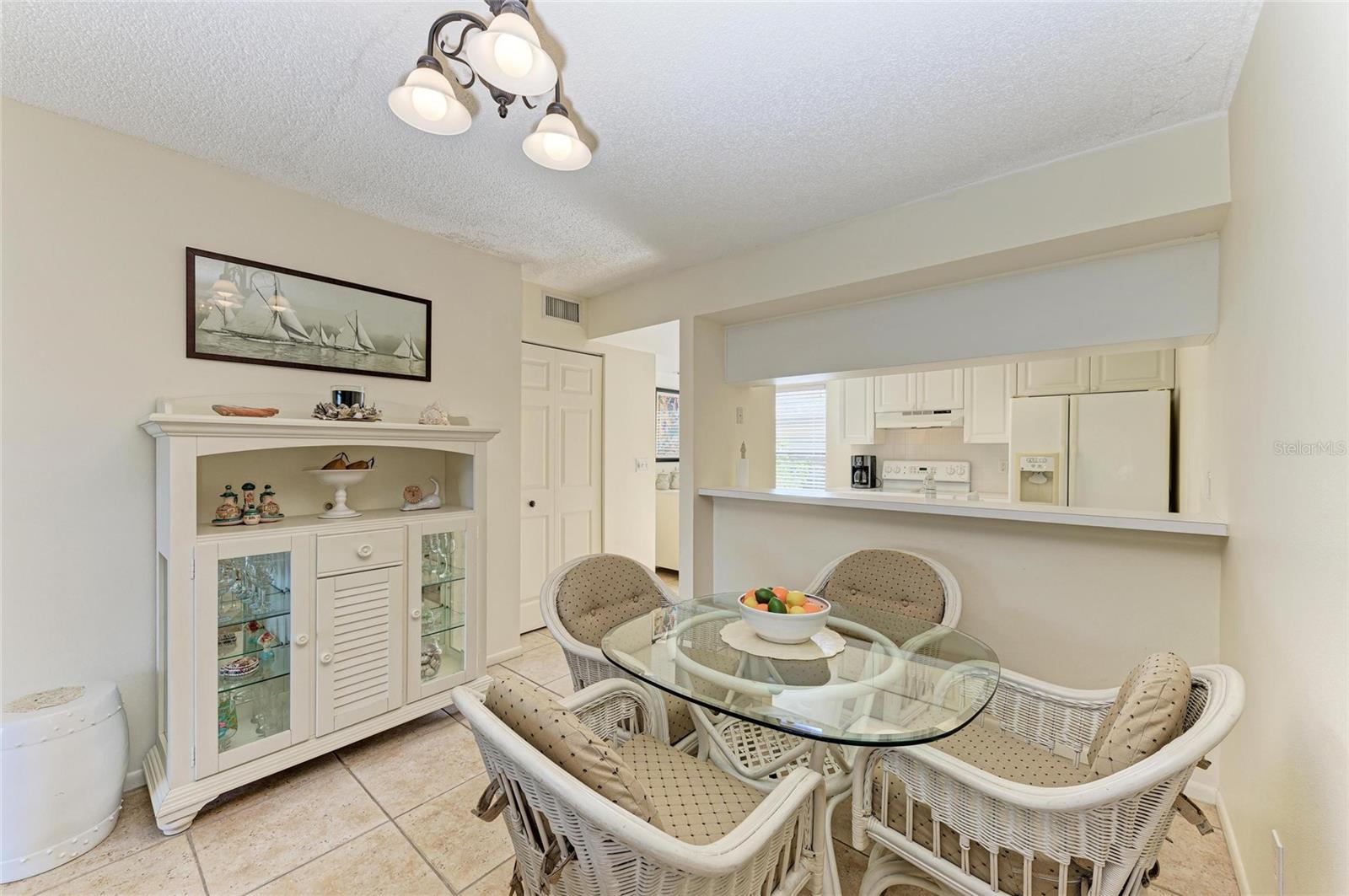 3810 W 75TH ST #101, BRADENTON, FL, 34209