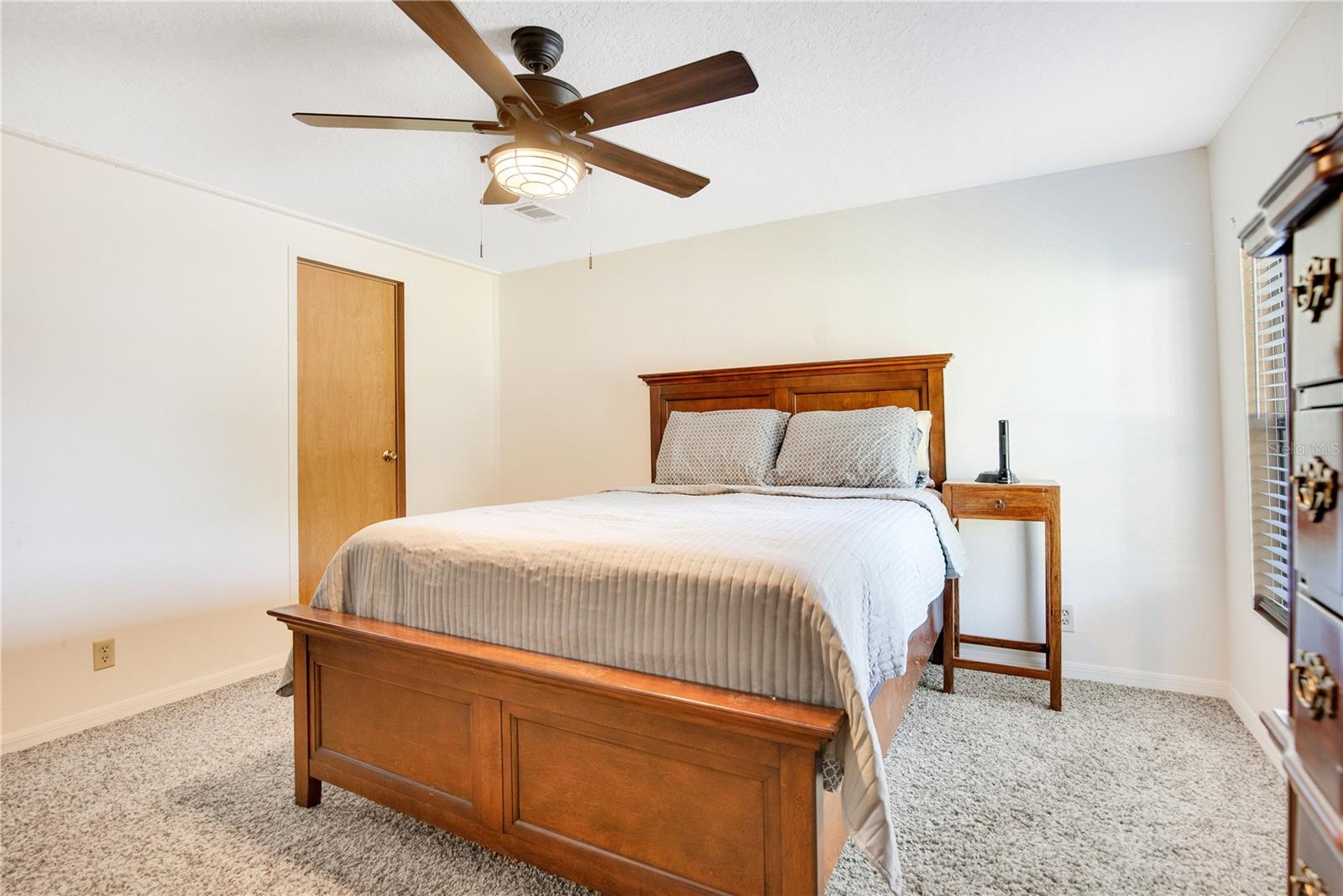 24812 BARTRAM RD, ASTOR, FL, 32102