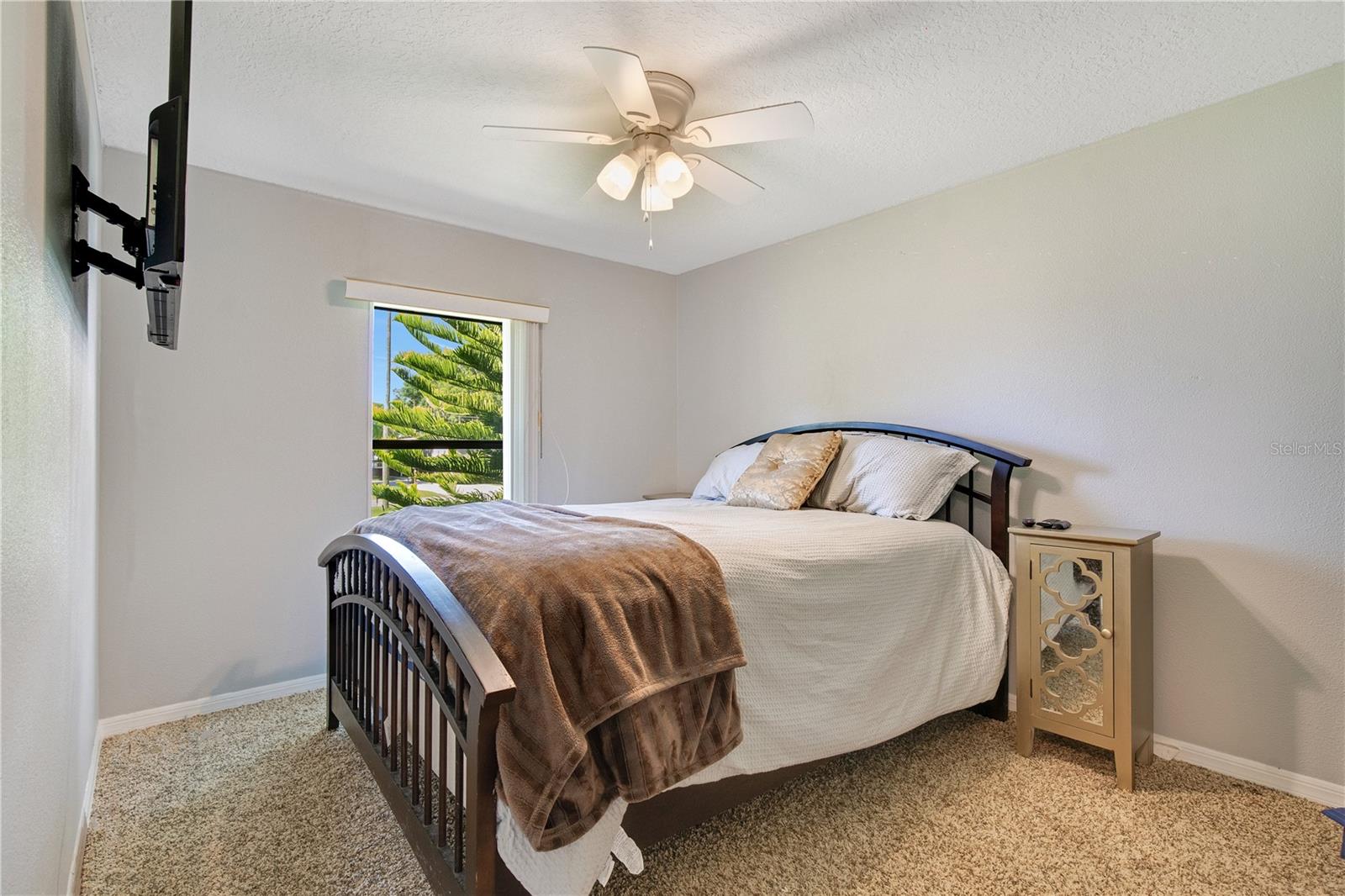 24812 BARTRAM RD, ASTOR, FL, 32102
