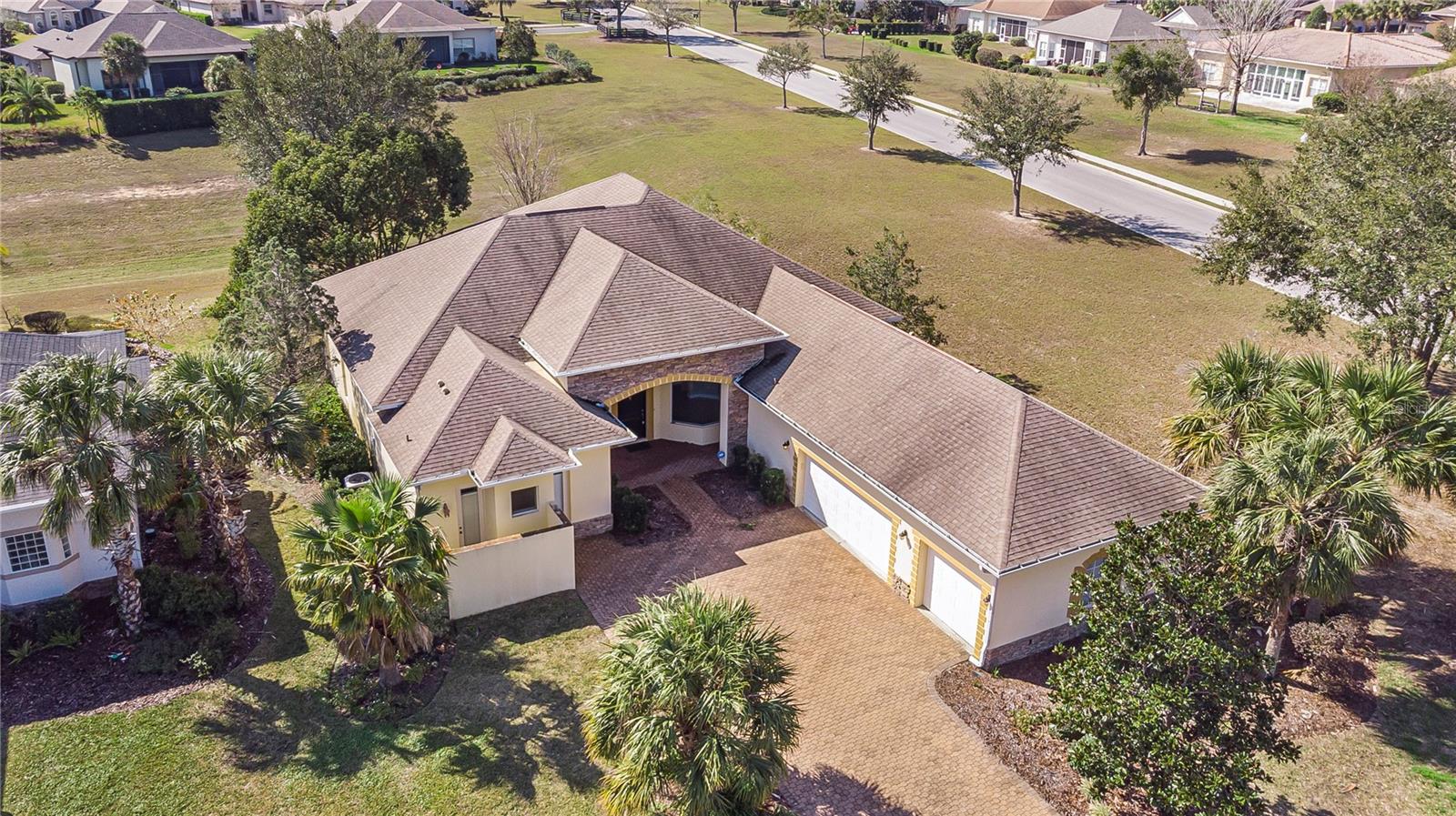 5400 EMERALD BAY LN, LADY LAKE, FL, 32159