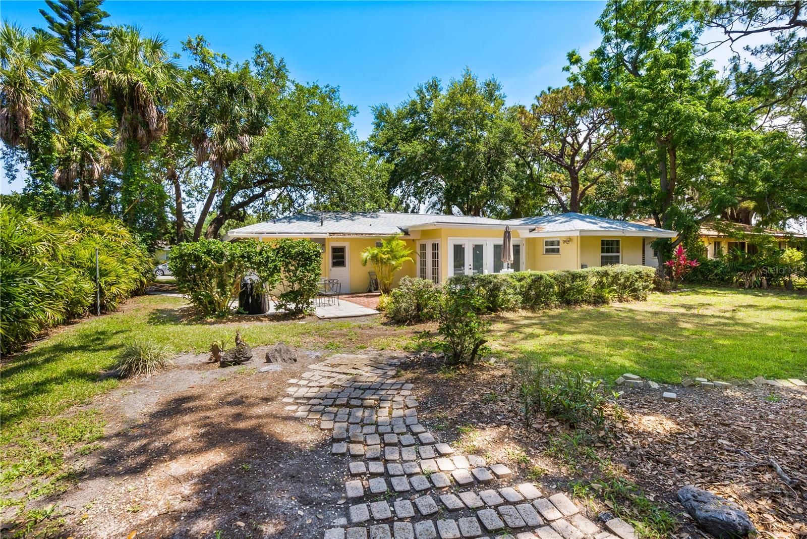 1870 JASMINE DR, SARASOTA, FL, 34239