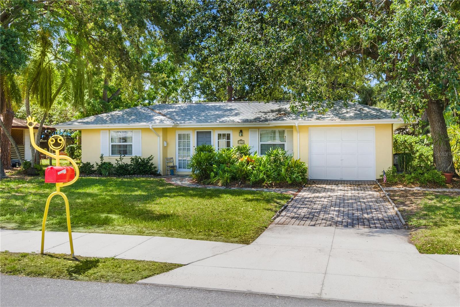 1870 JASMINE DR, SARASOTA, FL, 34239