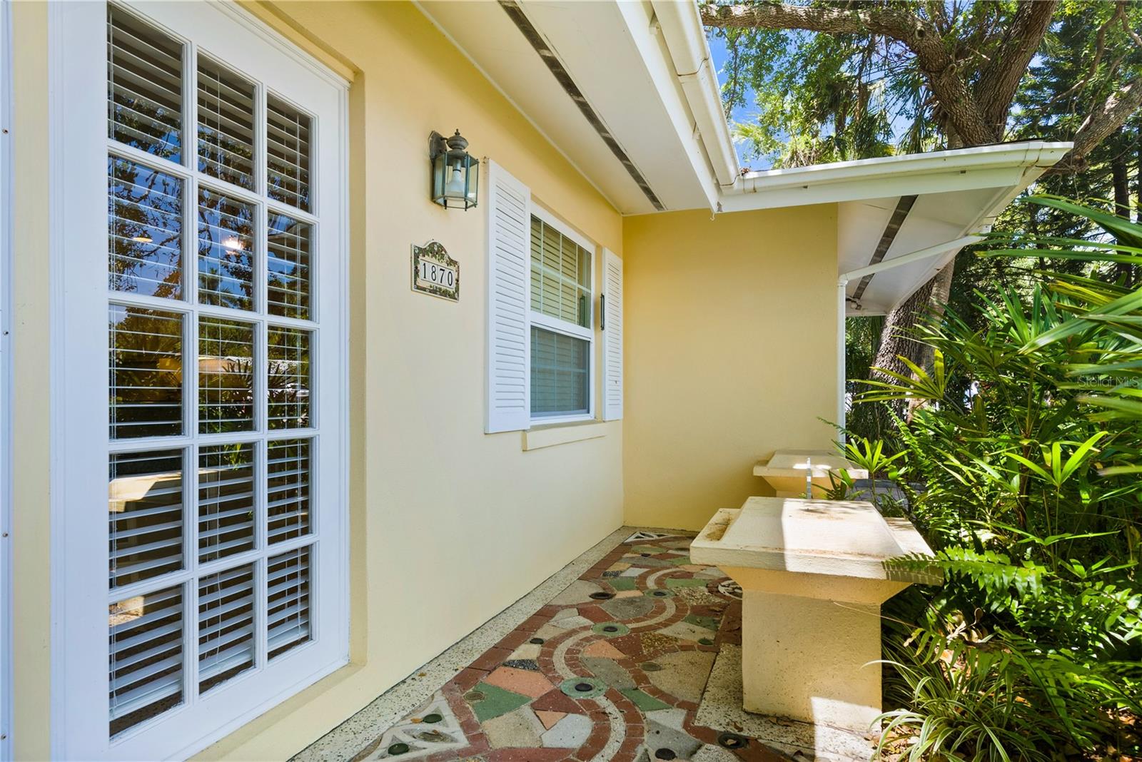 1870 JASMINE DR, SARASOTA, FL, 34239
