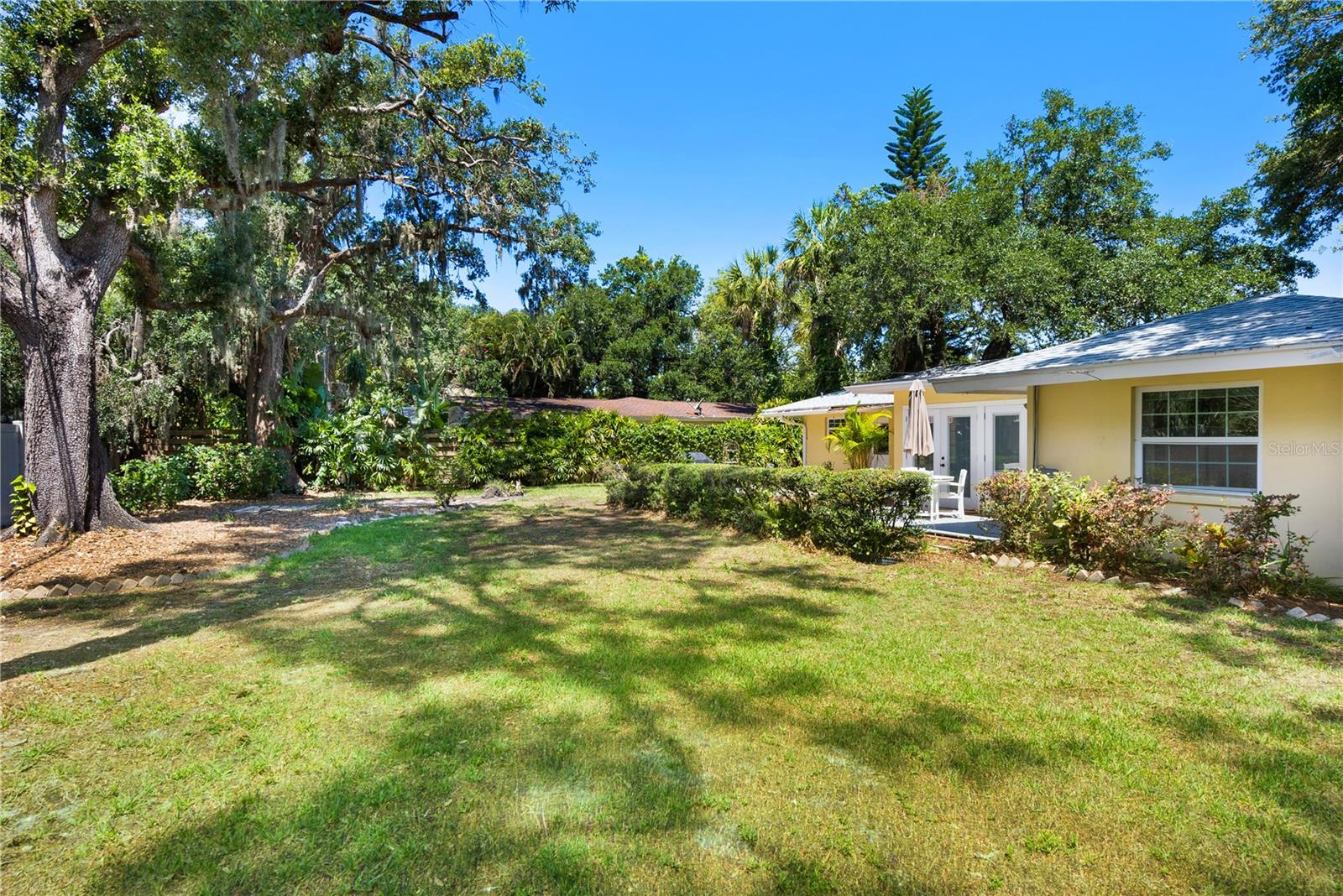 1870 JASMINE DR, SARASOTA, FL, 34239