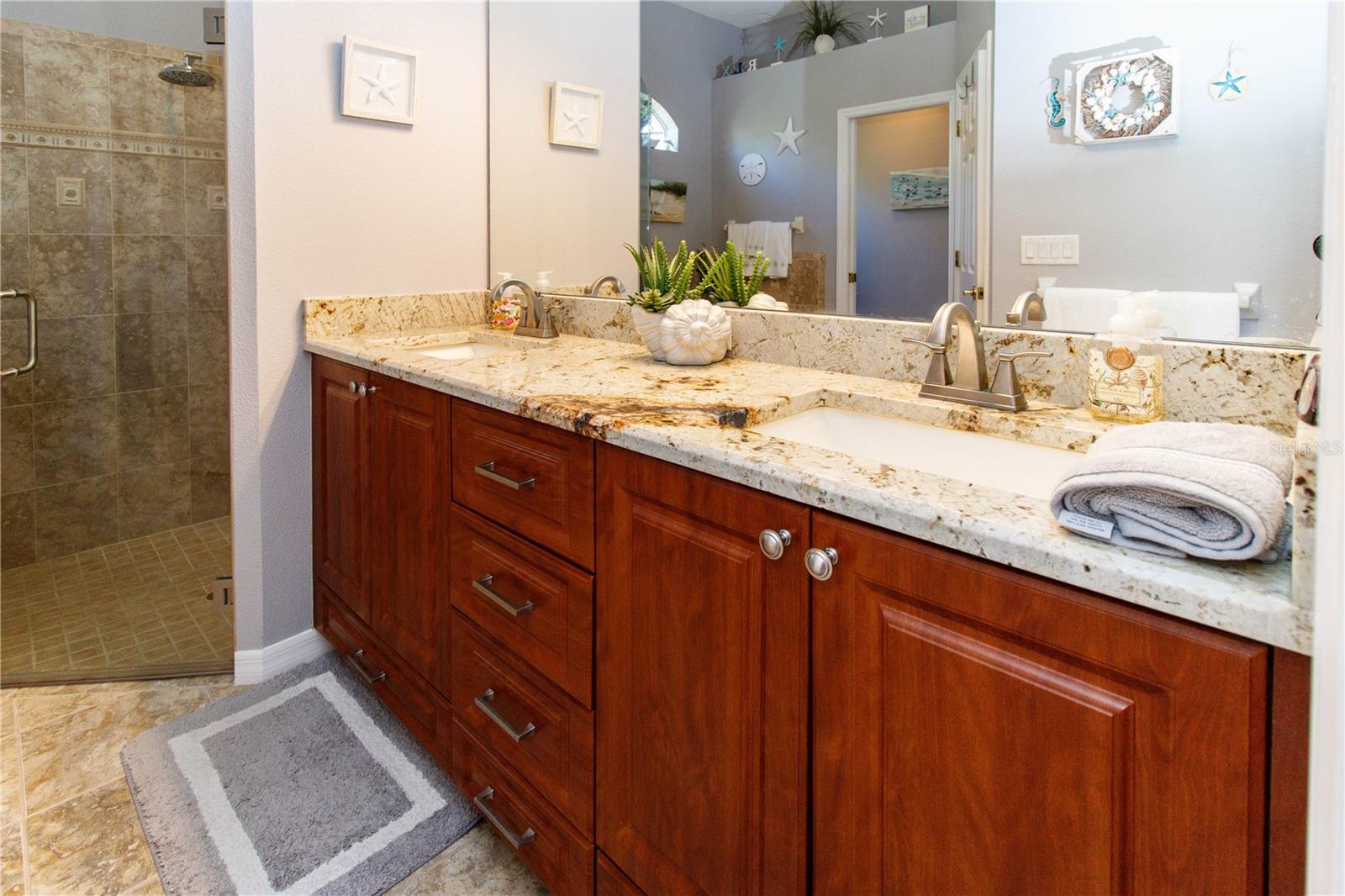 7824 HARBOR BRIDGE BLVD, NEW PORT RICHEY, FL, 34654