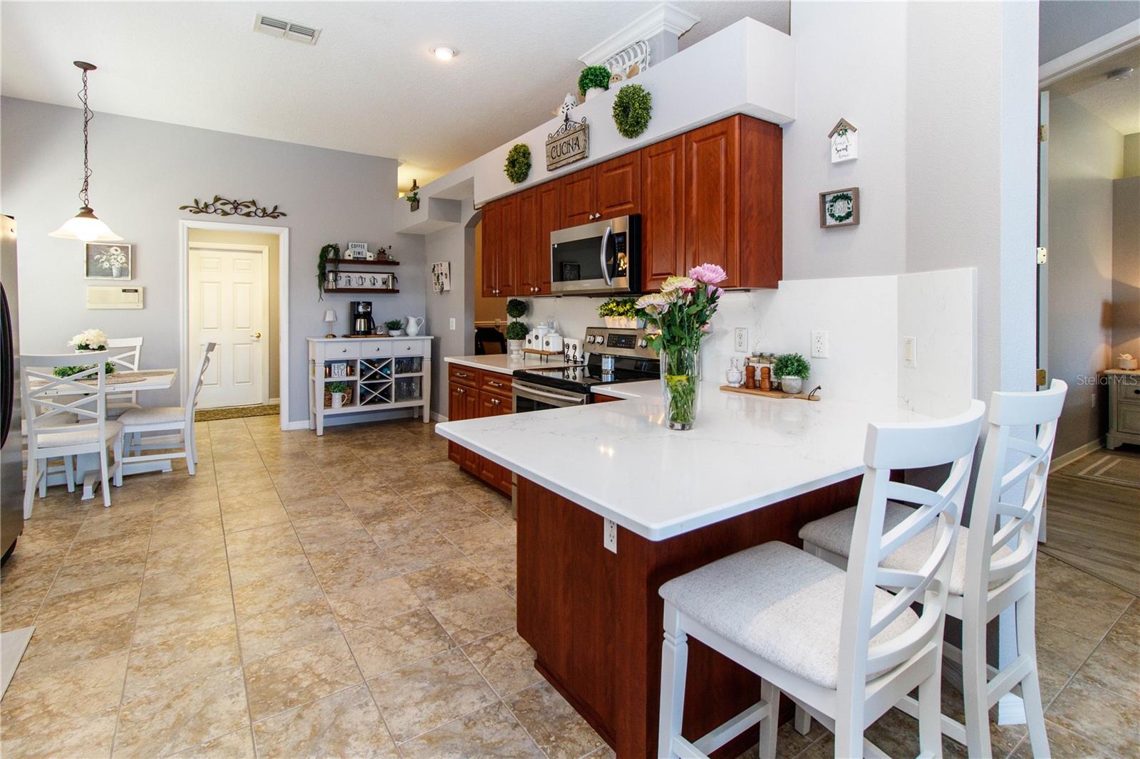 7824 HARBOR BRIDGE BLVD, NEW PORT RICHEY, FL, 34654