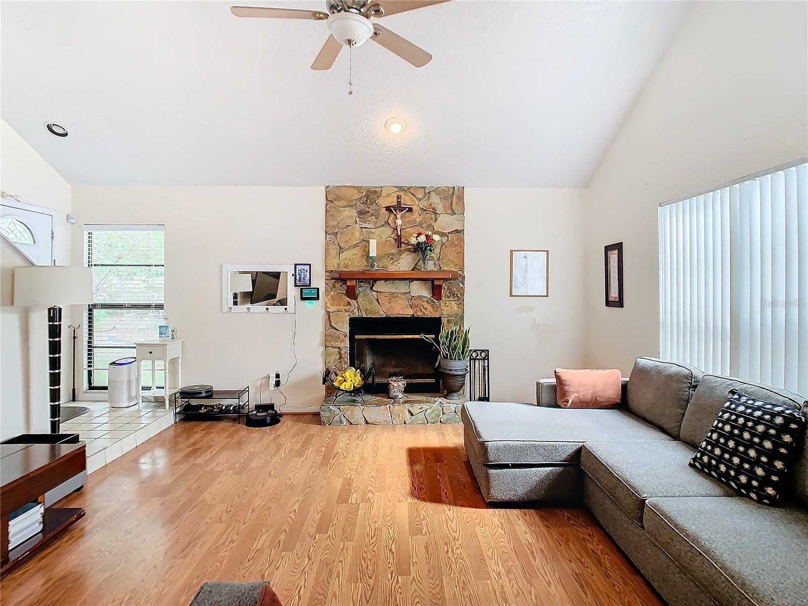 4209 E 98TH AVE, TAMPA, FL, 33617