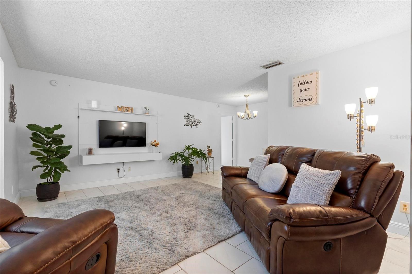 461 PROVIDENCE BLVD, DELTONA, FL, 32725