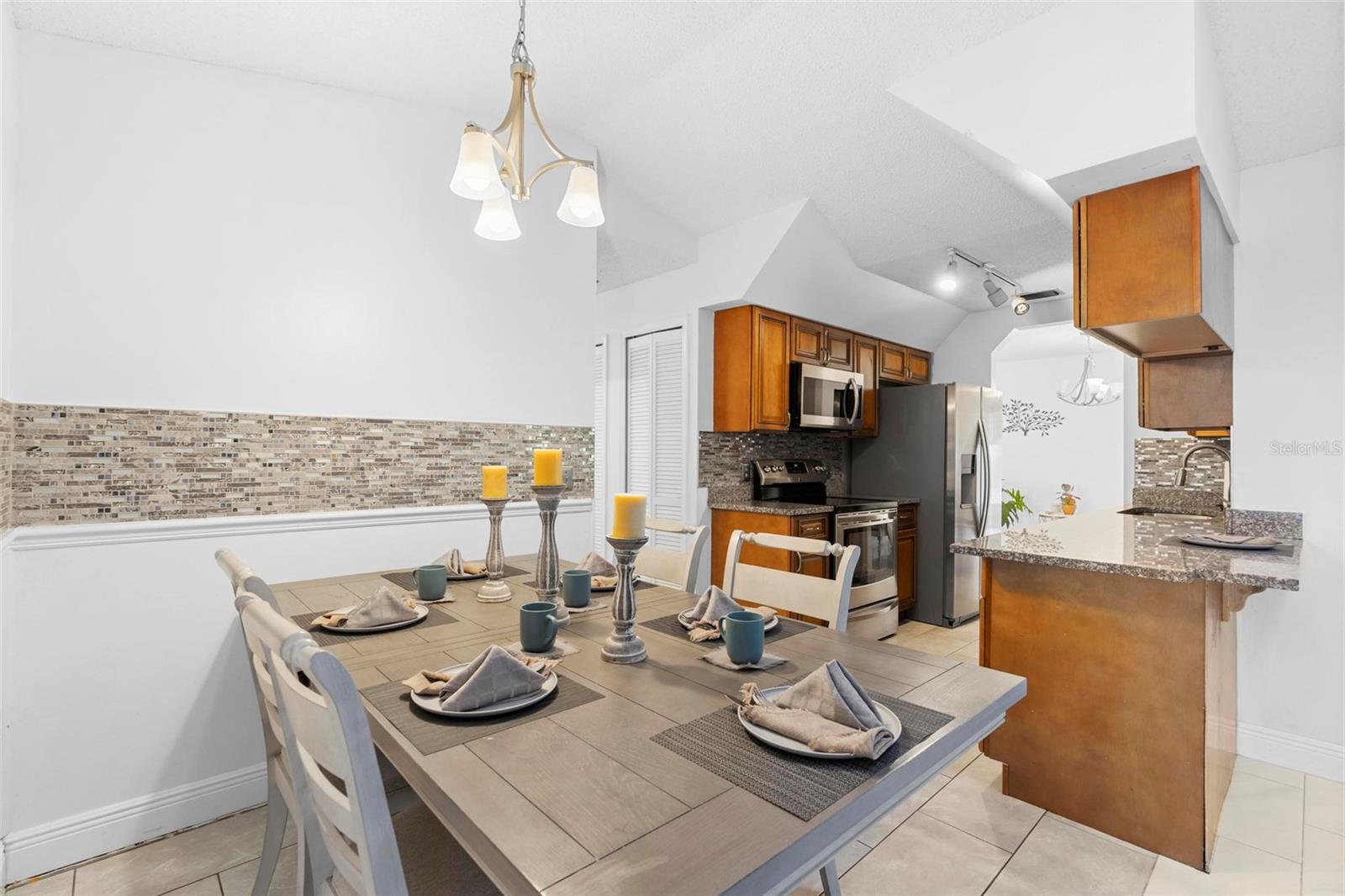 461 PROVIDENCE BLVD, DELTONA, FL, 32725