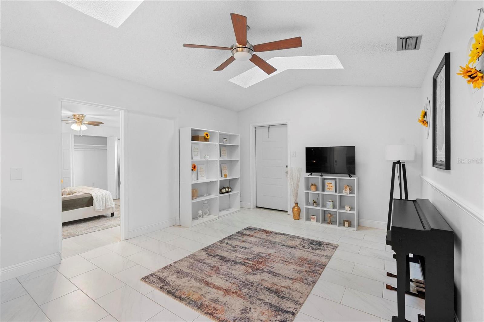 461 PROVIDENCE BLVD, DELTONA, FL, 32725