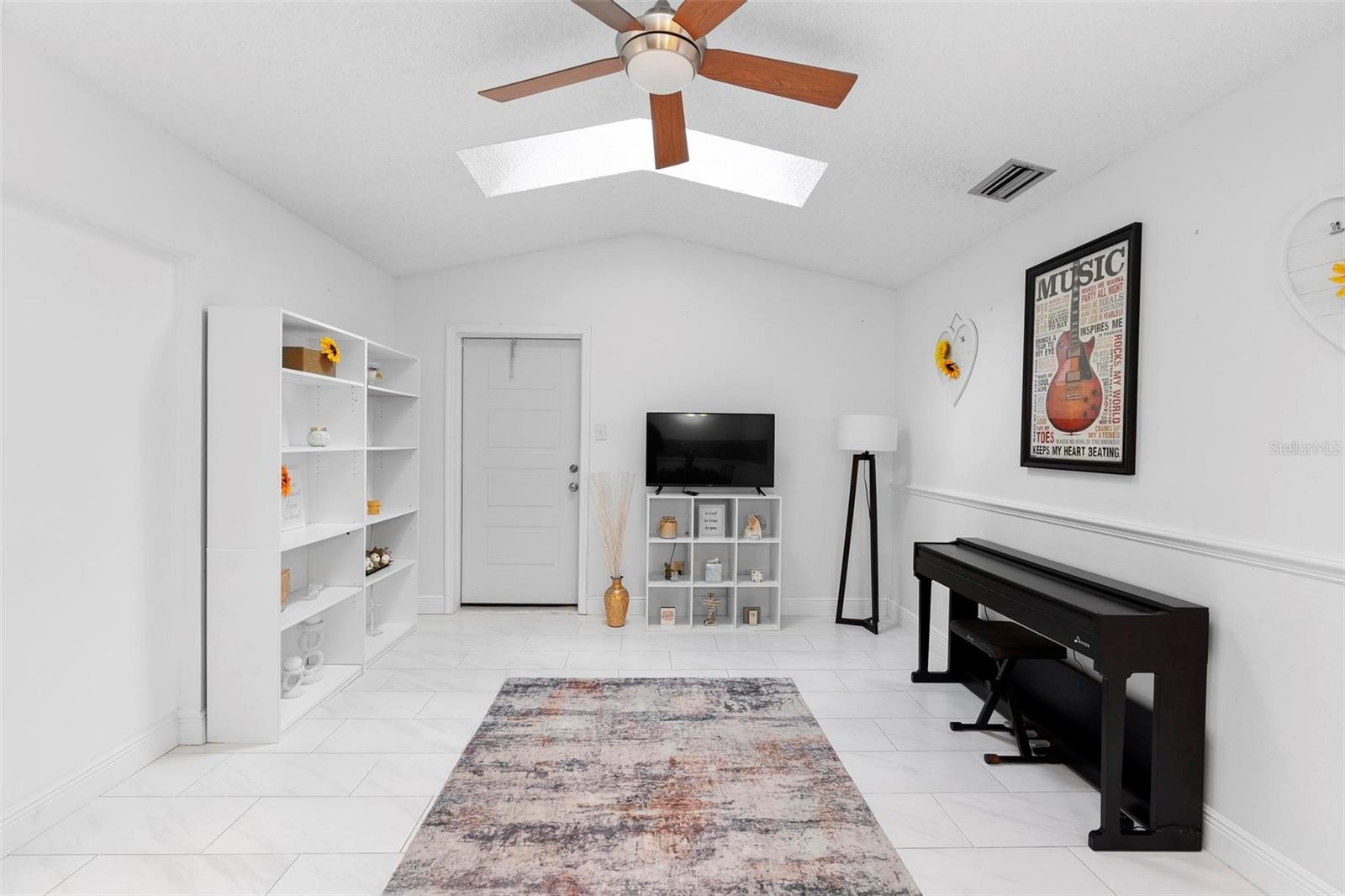 461 PROVIDENCE BLVD, DELTONA, FL, 32725