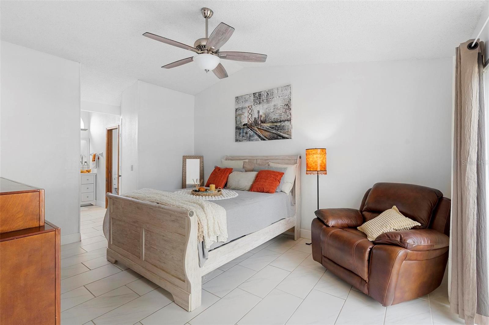 461 PROVIDENCE BLVD, DELTONA, FL, 32725