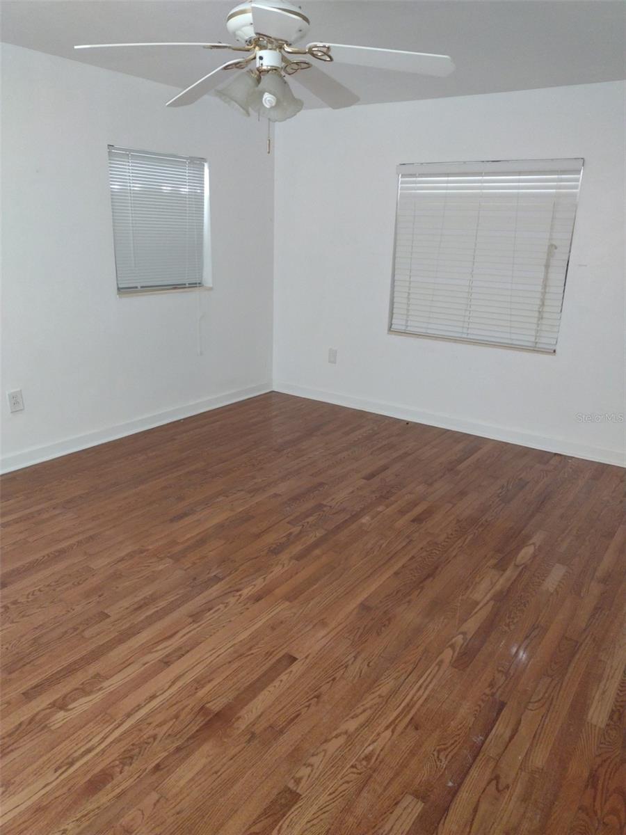 14310 N BAYSHORE DR, MADEIRA BEACH, FL, 33708