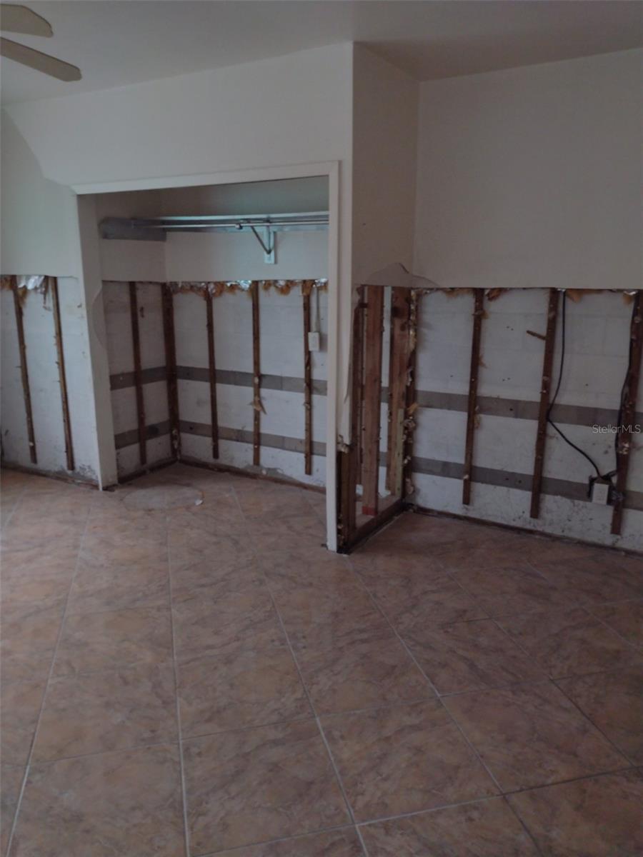 14310 N BAYSHORE DR, MADEIRA BEACH, FL, 33708