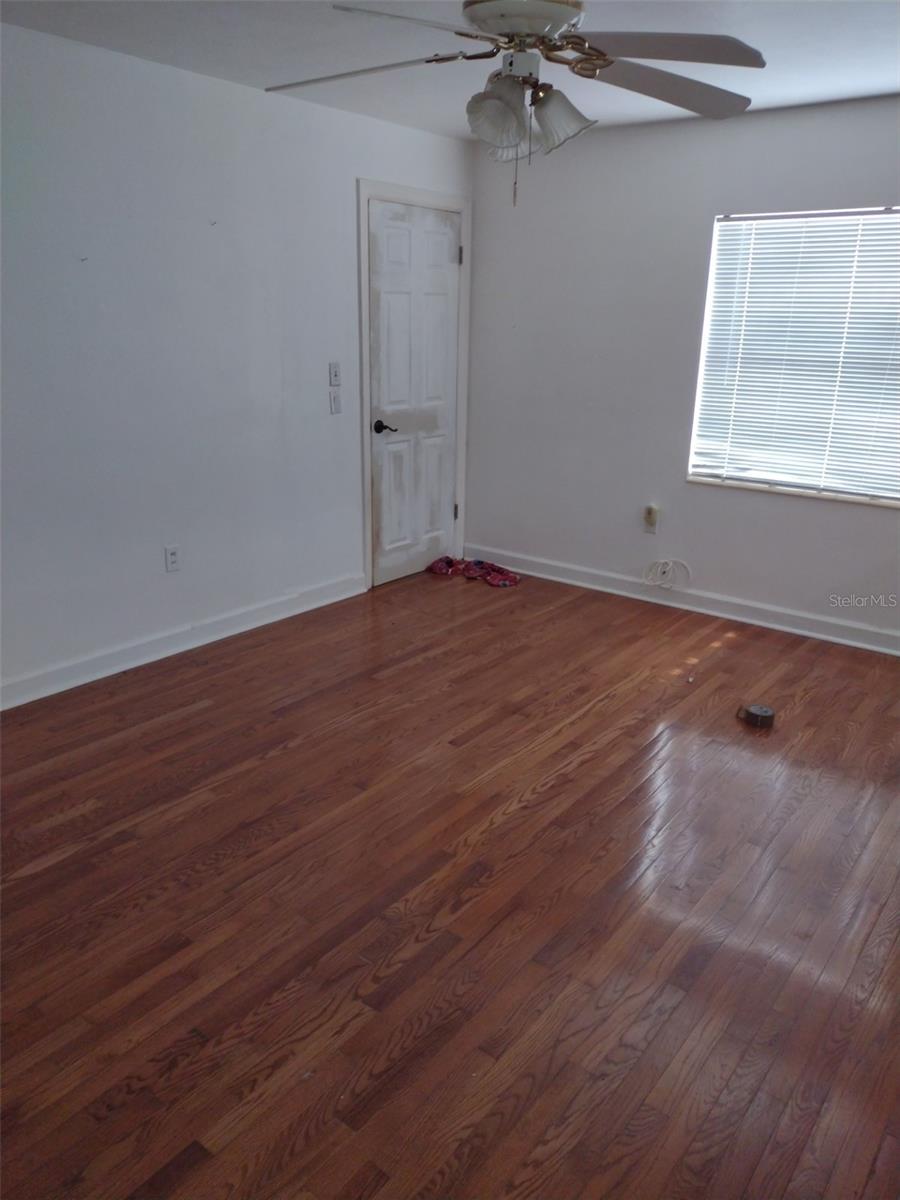 14310 N BAYSHORE DR, MADEIRA BEACH, FL, 33708