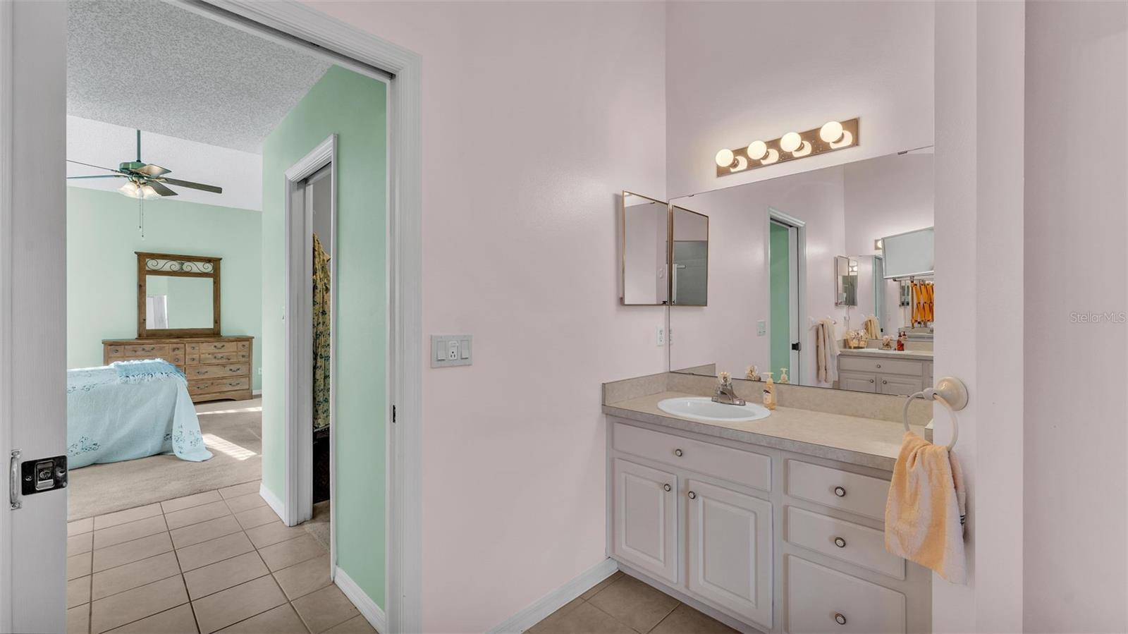 4064 RIVER CREST CIR, LEESBURG, FL, 34748