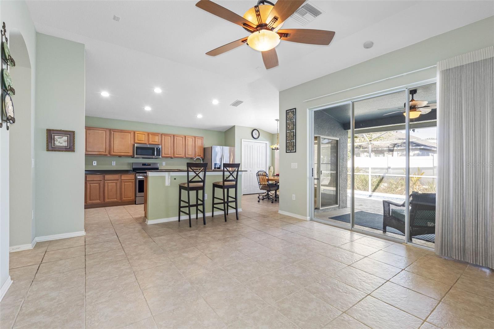 24745 PORTOFINO DR, LUTZ, FL, 33559