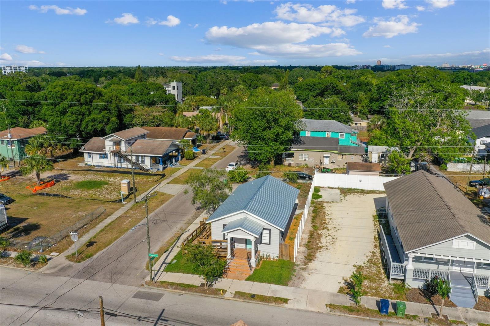 2515 N HOWARD AVE, TAMPA, FL, 33607