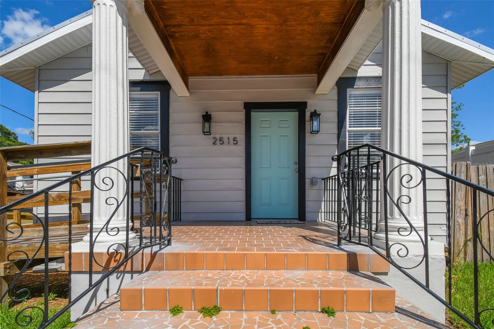 2515 N HOWARD AVE, TAMPA, FL, 33607