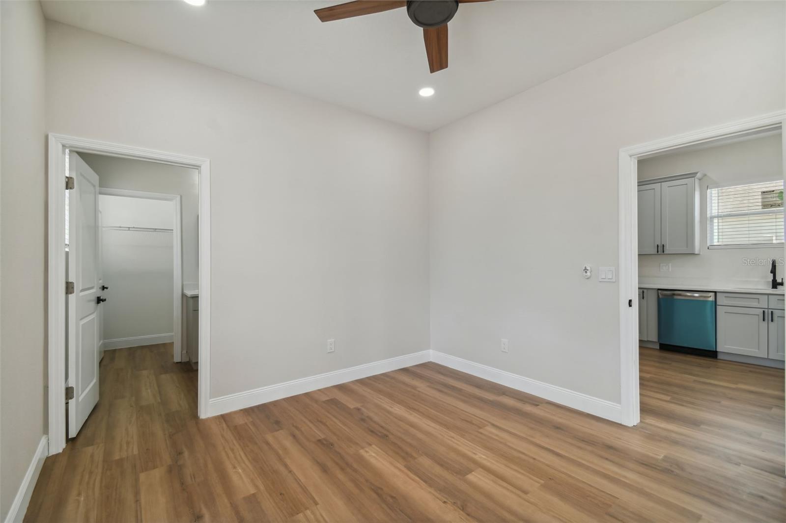 2515 N HOWARD AVE, TAMPA, FL, 33607