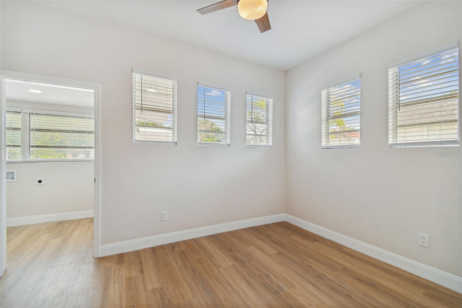 2515 N HOWARD AVE, TAMPA, FL, 33607