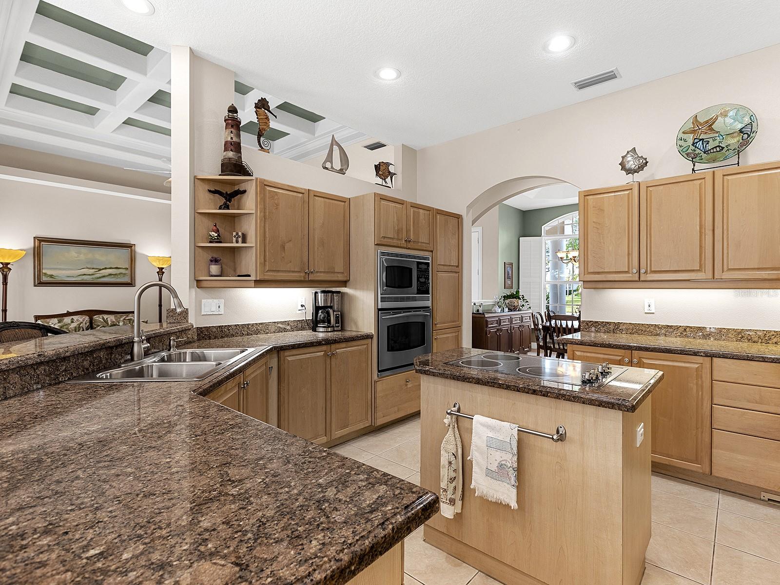 5031 BELLA TERRA DR, VENICE, FL, 34293