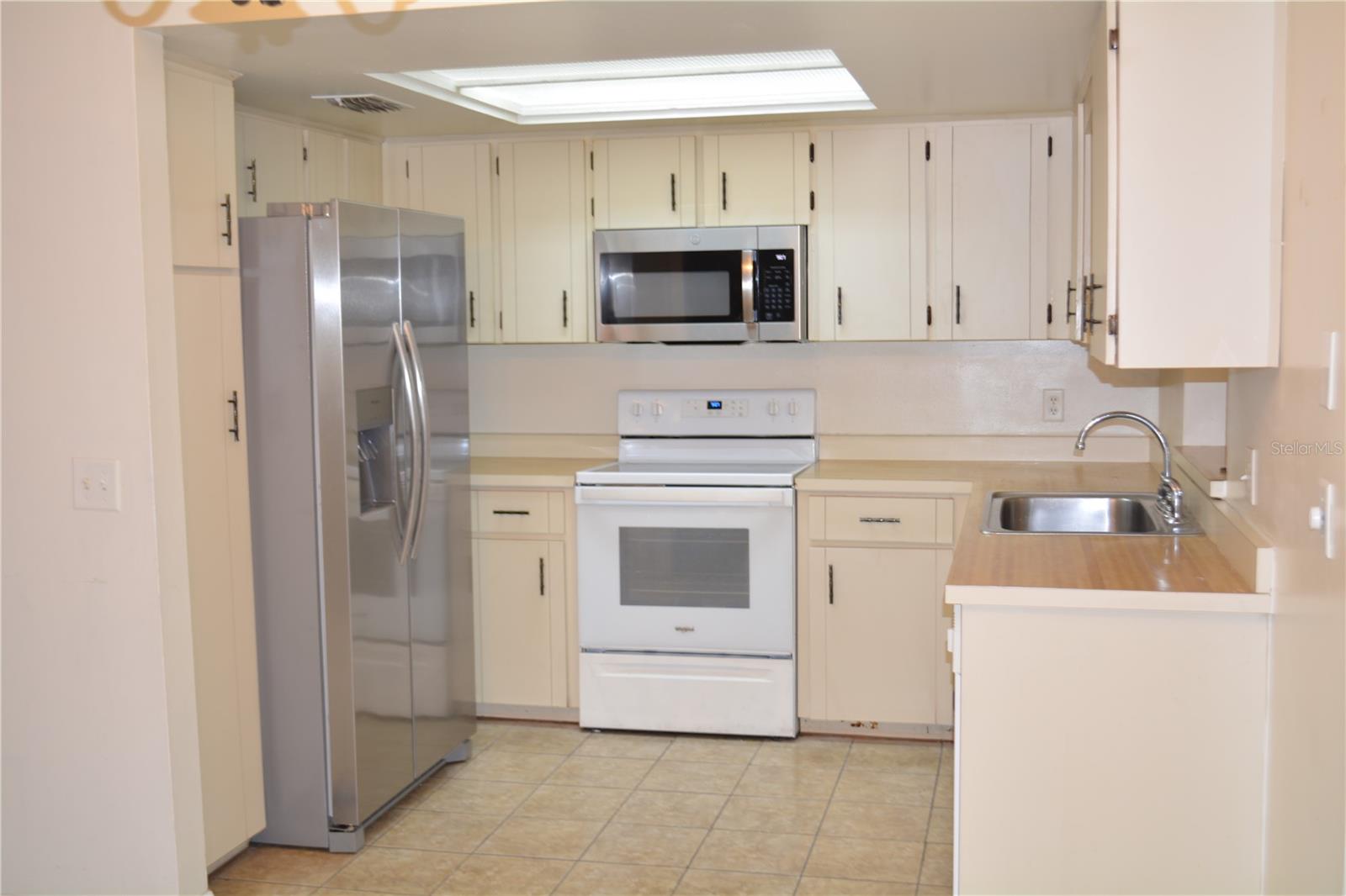 3303 JON JON DR, ORLANDO, FL, 32822